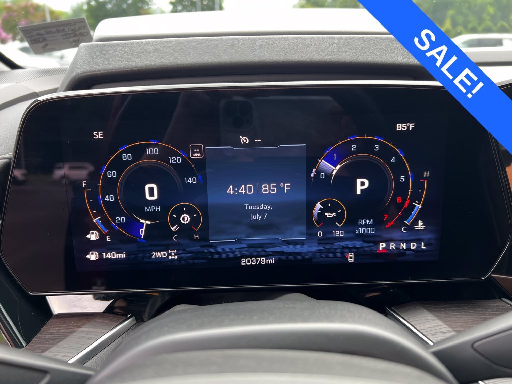 Used 2025 Chevrolet Tahoe Premier AWD/4WD image 5