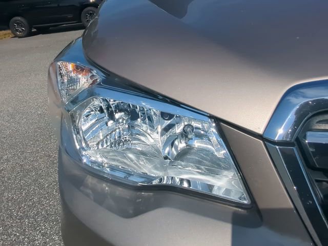 Used 2014 Subaru Forester 2.5i Premium w/ All-Weather Package AWD/4WD image 11