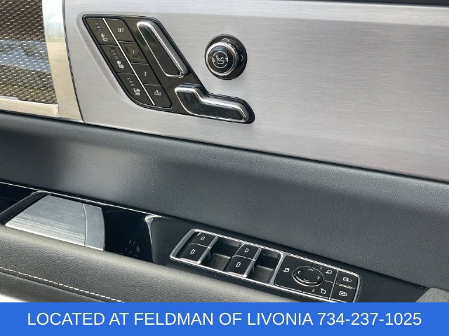 Certified 2026 Cadillac Vistiq Sport w/ LPO, Floor Liner Package AWD/4WD image 23