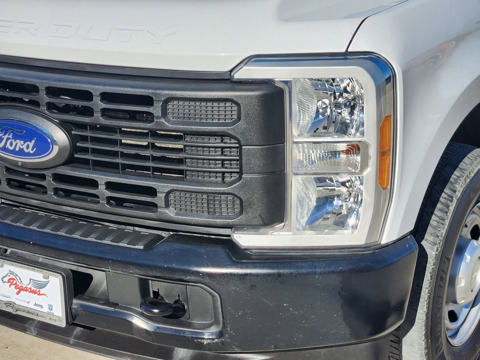 Used 2023 Ford F250 XL w/ 360-Degree Camera Package image 9