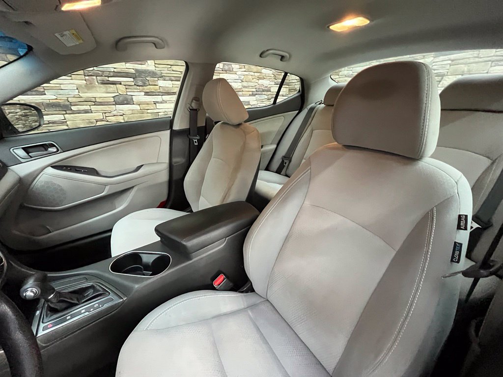 Used 2015 Kia Optima LX FWD image 27