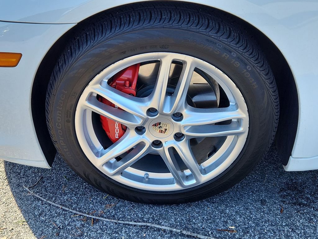 Used 2013 Porsche Panamera 4 Platinum Edition image 9