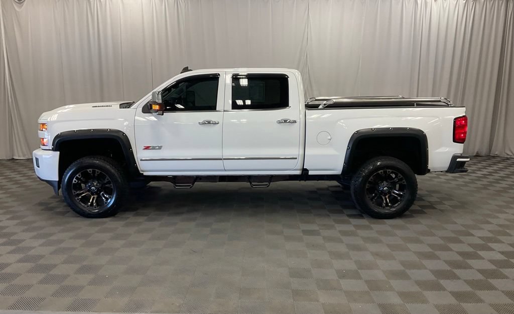 Used 2019 Chevrolet Silverado 2500 LTZ w/ Duramax Plus Package AWD/4WD image 8