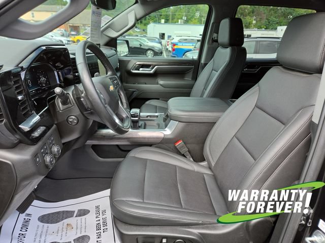 Used 2025 Chevrolet Silverado 1500 LTZ AWD/4WD image 13