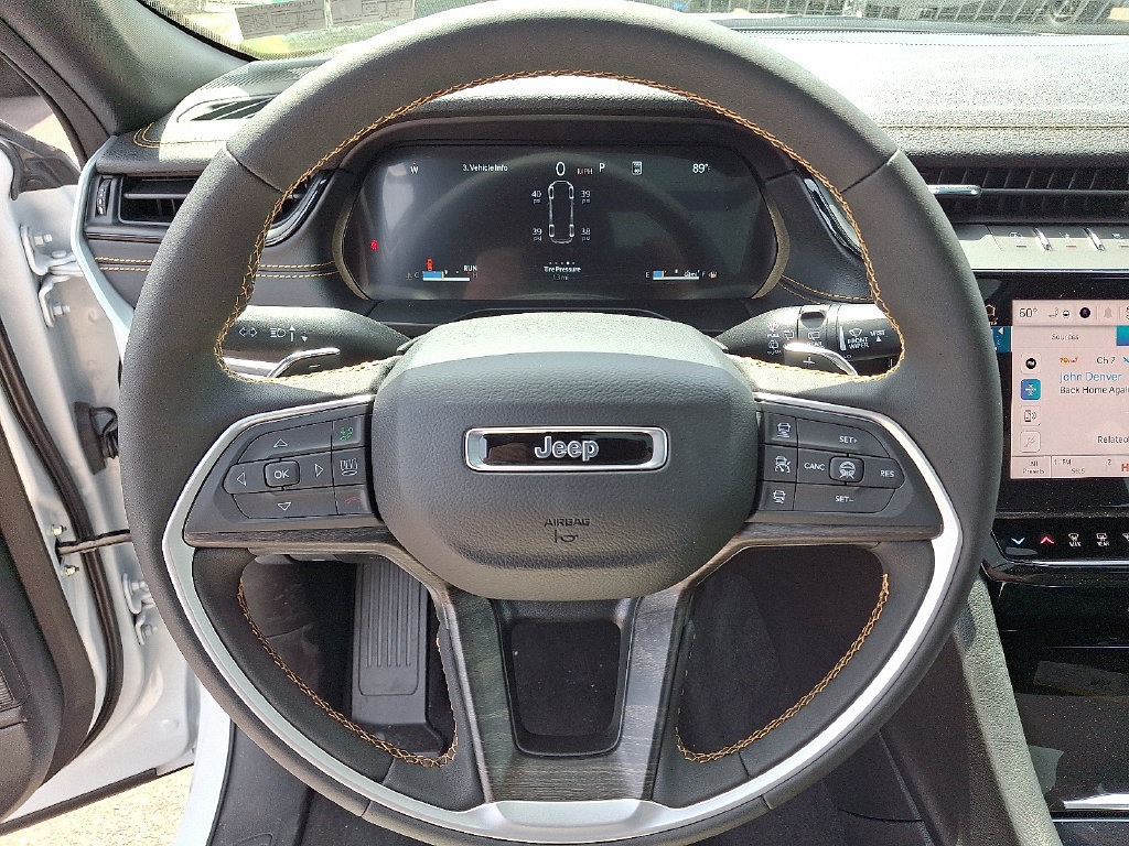 New 2026 Jeep Grand Cherokee L Limited AWD/4WD image 16