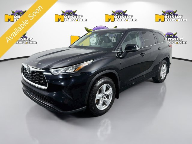 Used 2023 Toyota Highlander LE