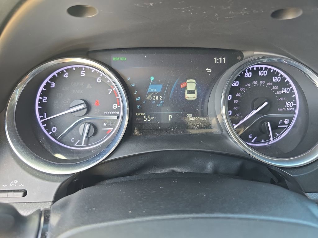 Used 2019 Toyota Camry XLE w/ Navigation Package image 34