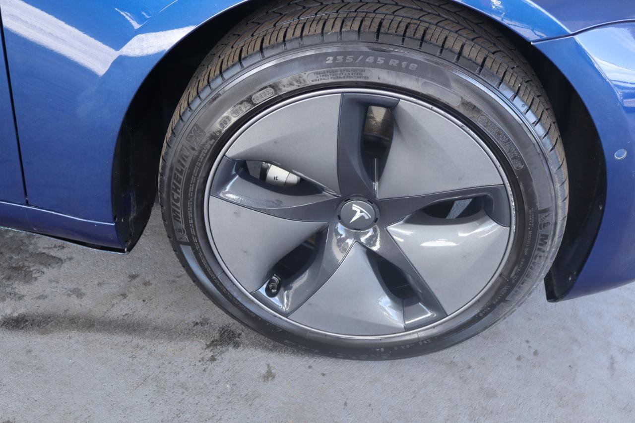 Used 2019 Tesla Model 3 Mid Range image 35