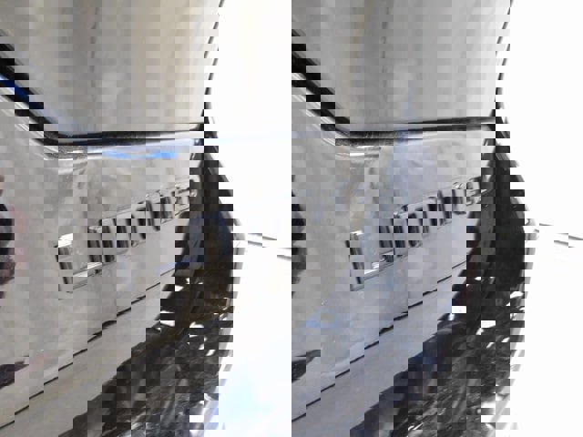 New 2025 Jeep Grand Cherokee Limited w/ Black Appearance Package image 14