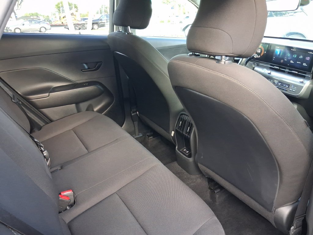 Used 2025 Hyundai Kona SEL FWD image 26