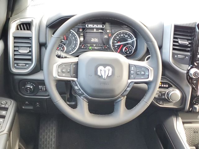 New 2026 RAM 1500 4x4 Crew Cab image 7