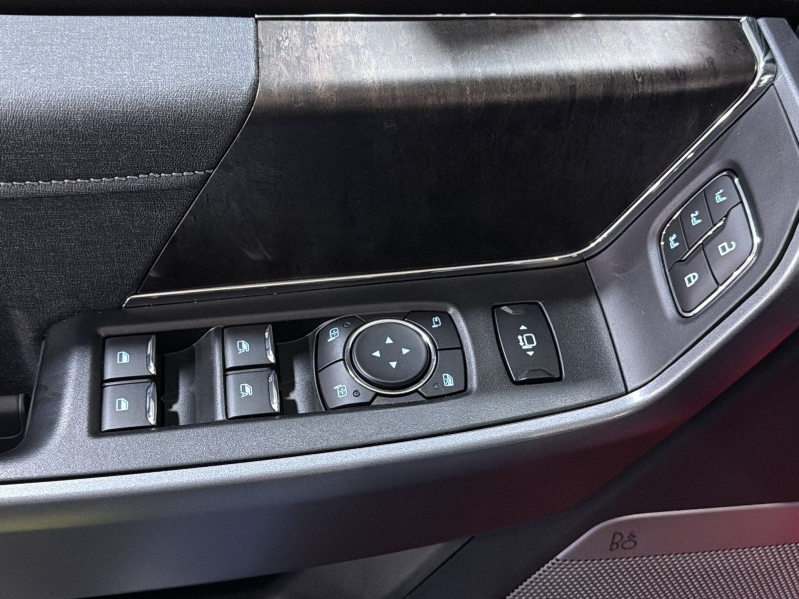 New 2026 Ford F250 Lariat w/ Black Appearance Package AWD/4WD image 37