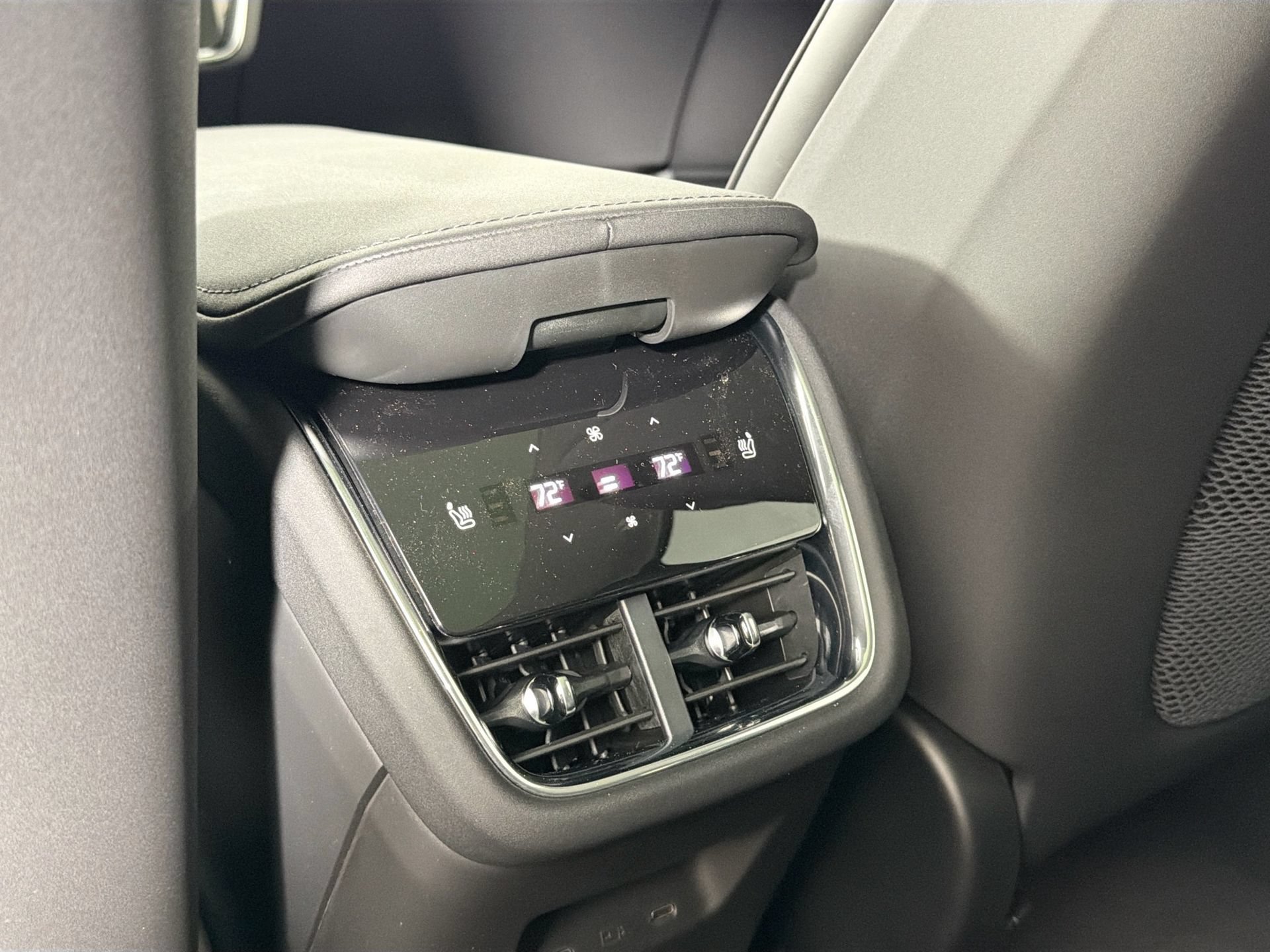 New 2026 Volvo EX90 Ultra AWD/4WD image 25