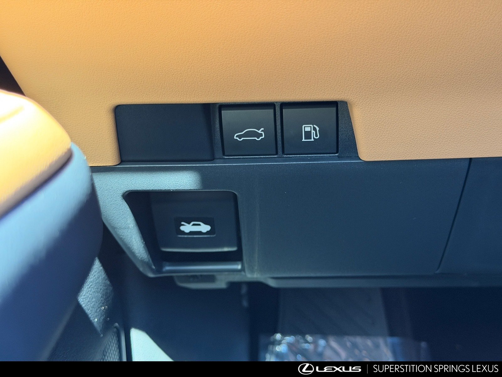 New 2026 Lexus ES 350h w/ Convenience Package FWD image 17