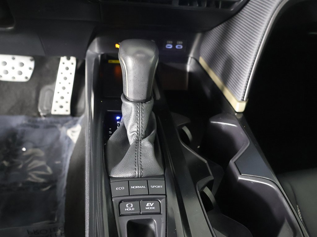 Used 2025 Toyota Camry SE image 42