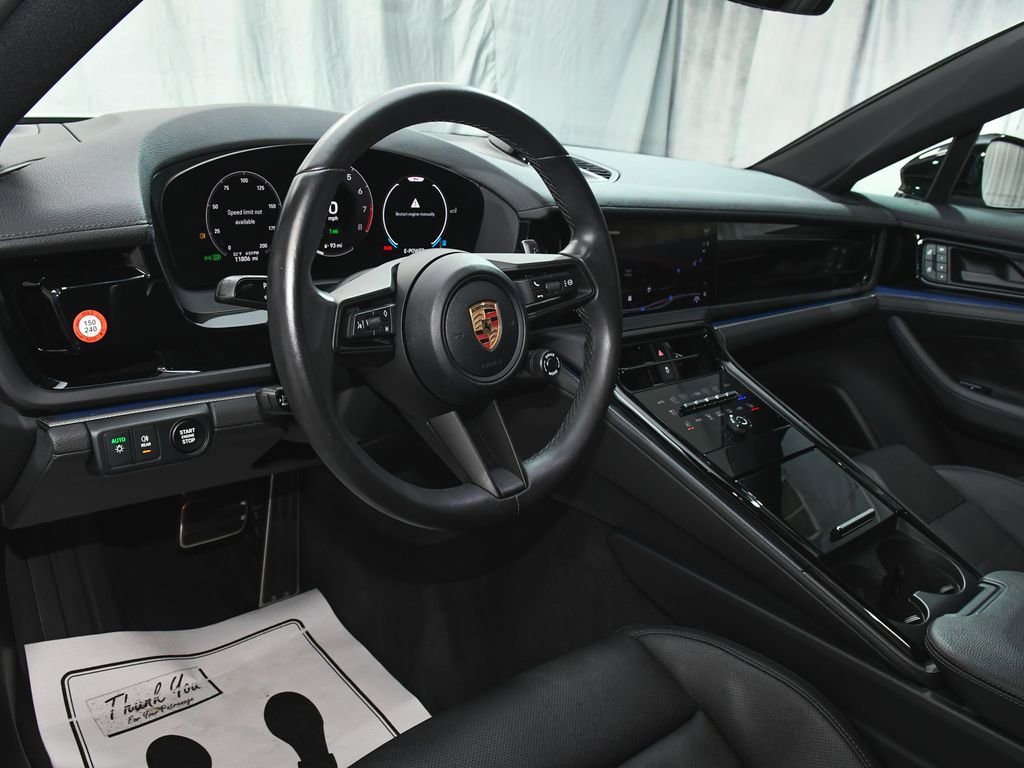 Used 2025 Porsche Panamera 4 E-Hybrid AWD/4WD image 23
