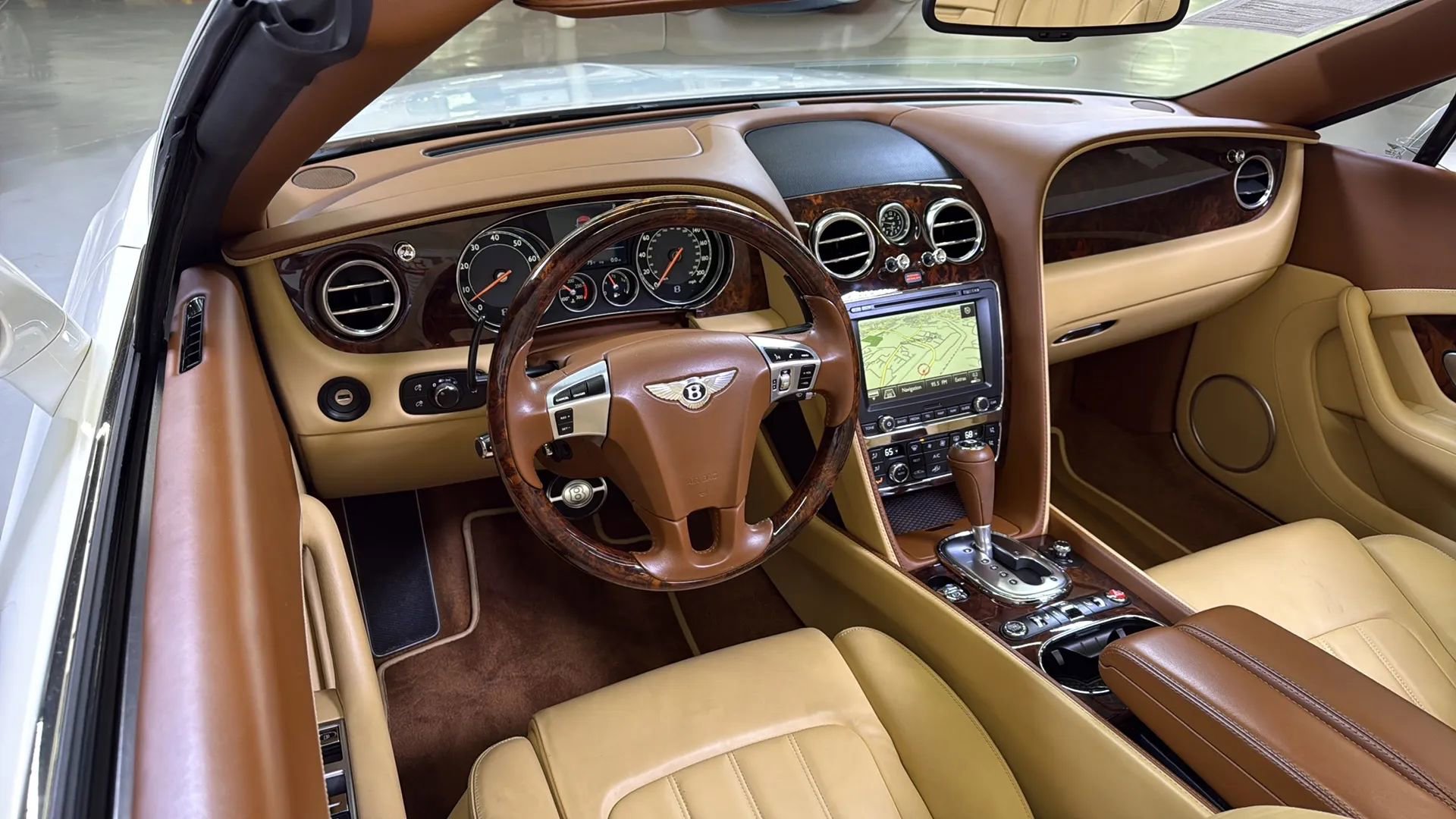 Used 2012 Bentley Continental GT AWD/4WD image 34
