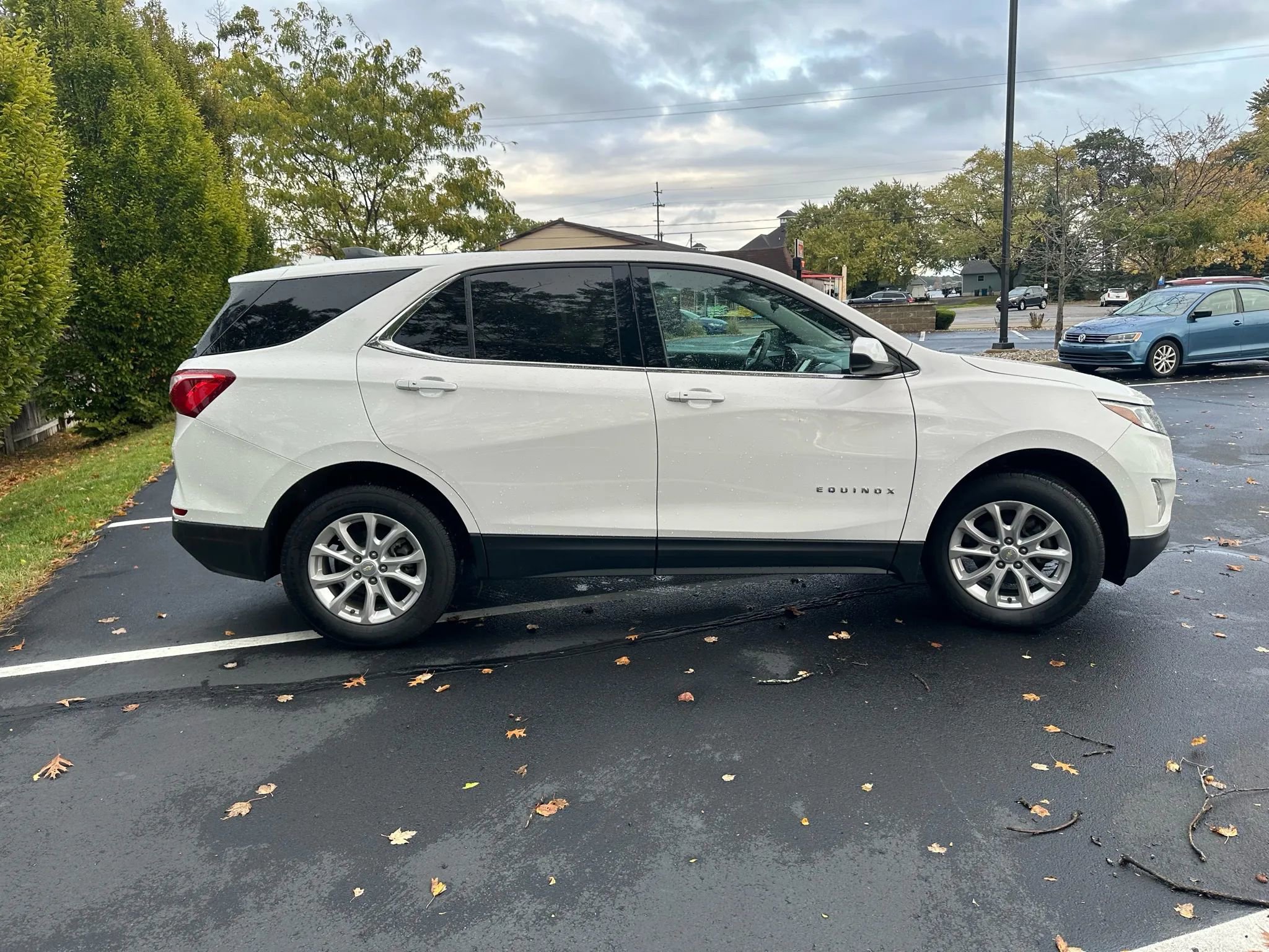 Used 2019 Chevrolet Equinox LT image 4