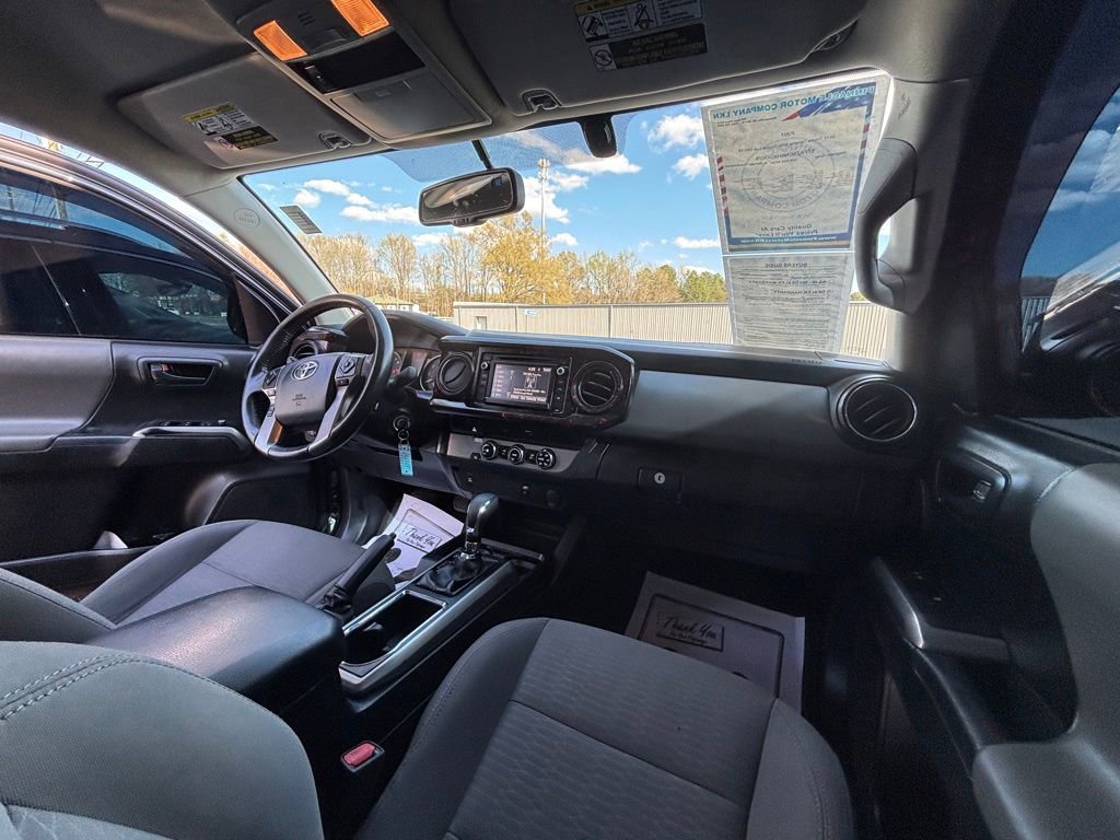 Used 2017 Toyota Tacoma SR5 w/ Tow Package image 14