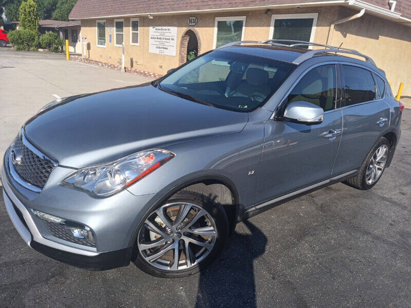 Used 2017 INFINITI QX50 2WD w/ Deluxe Touring Package image 1