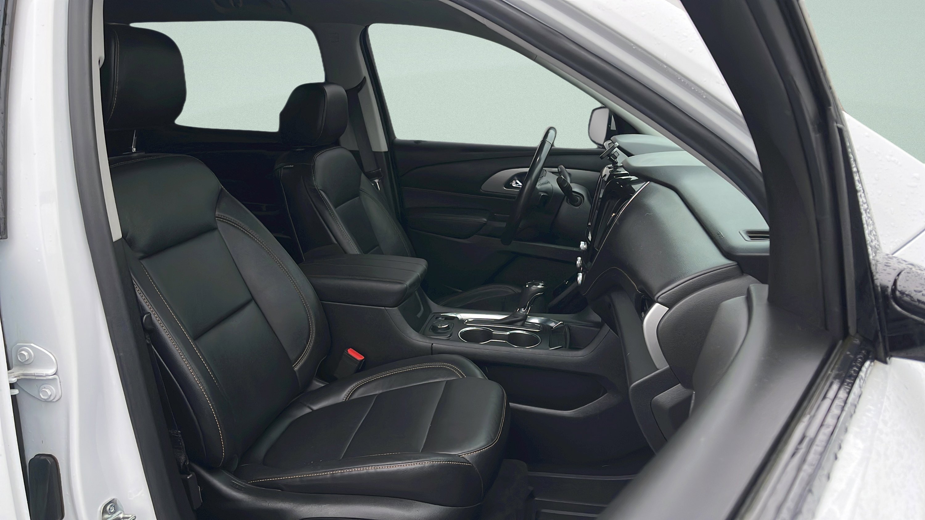 Used 2019 Chevrolet Traverse RS image 60