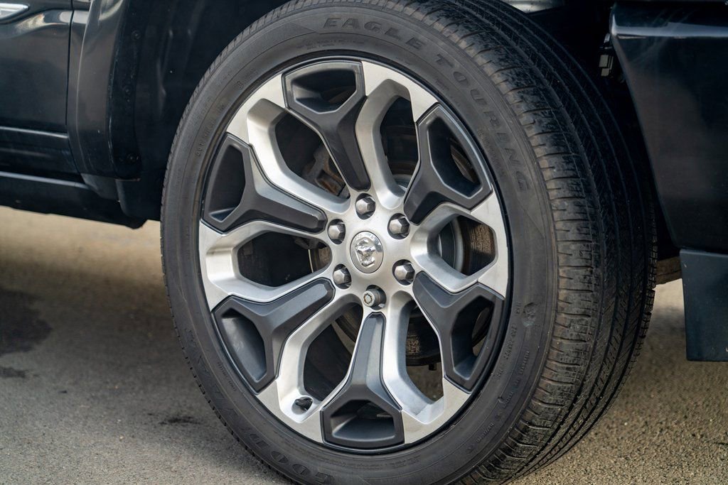 Used 2020 RAM 1500 Limited image 7