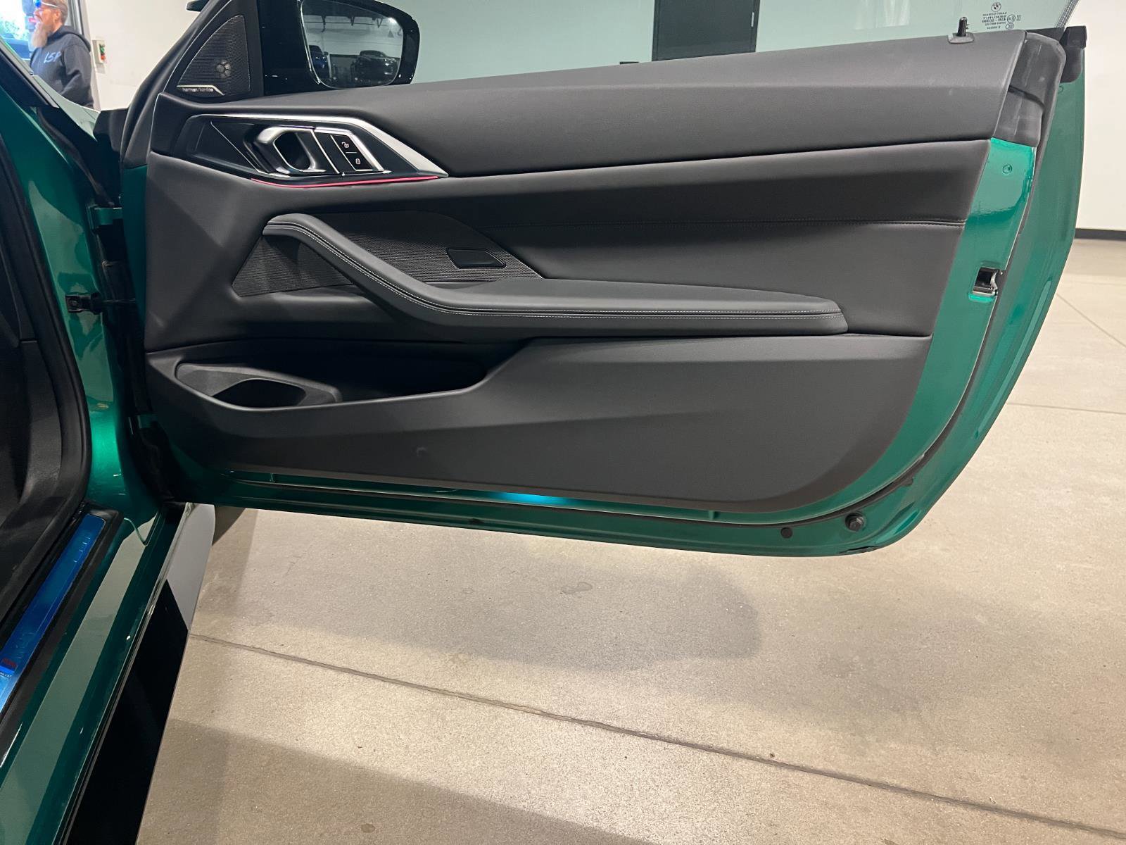 Used 2024 BMW M4 Competition w/ Executive Package image 40