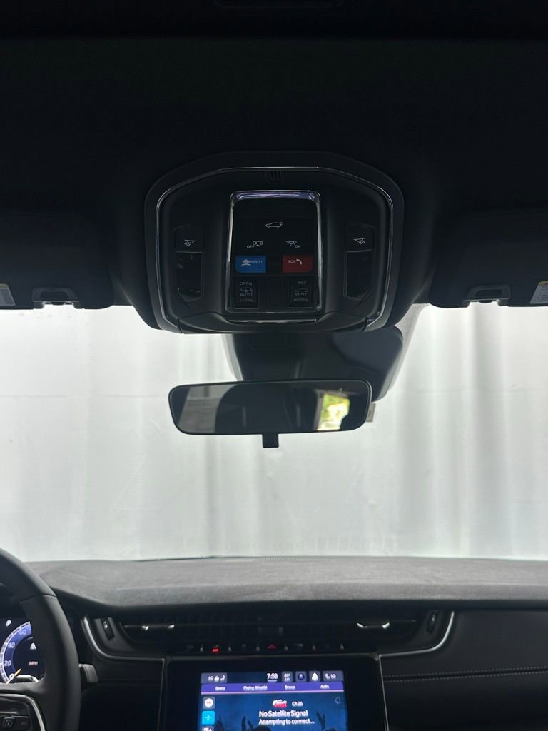 New 2025 Jeep Grand Cherokee L Laredo image 12