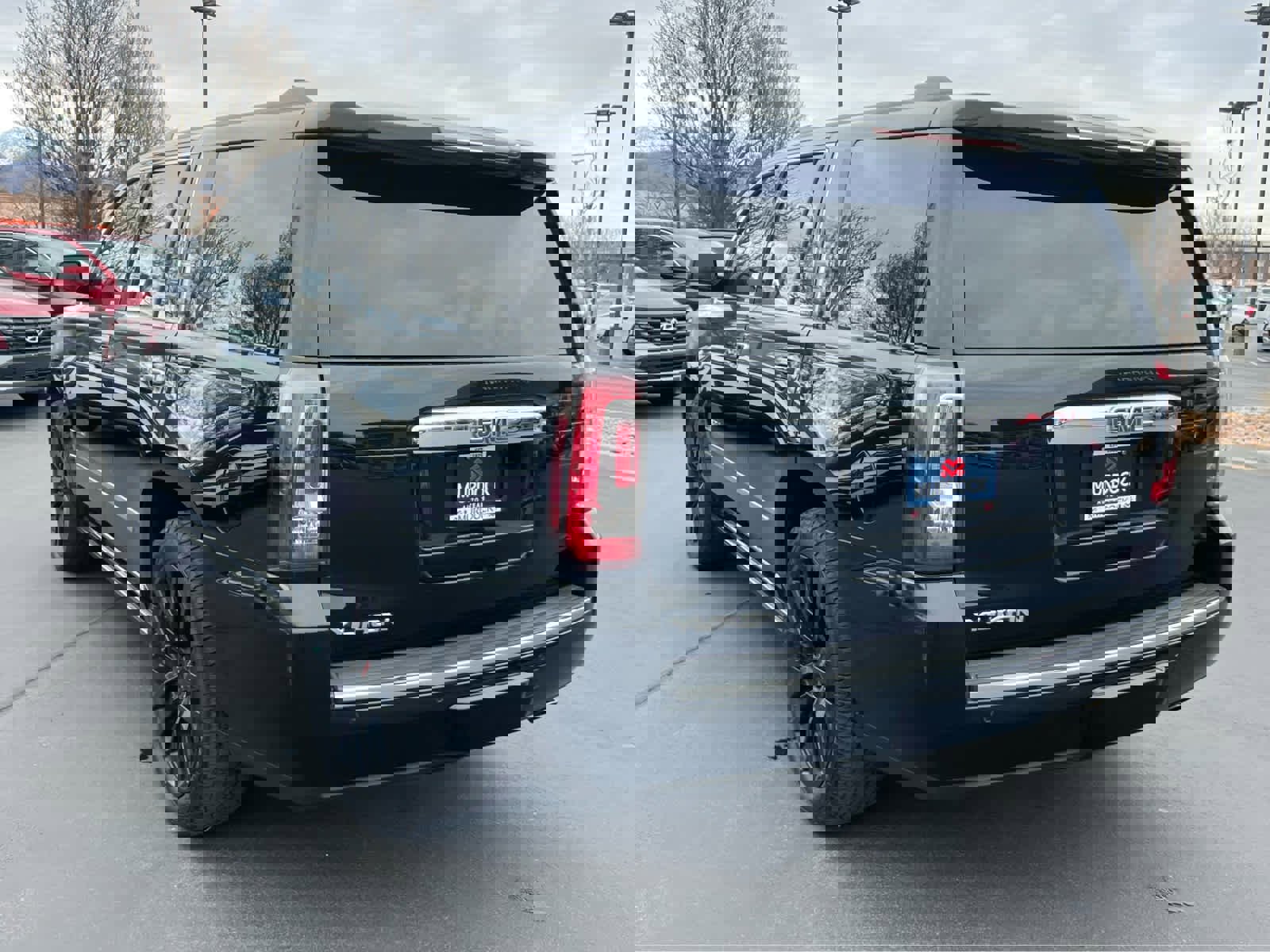 Used 2019 GMC Yukon Denali w/ Denali Ultimate Package image 10