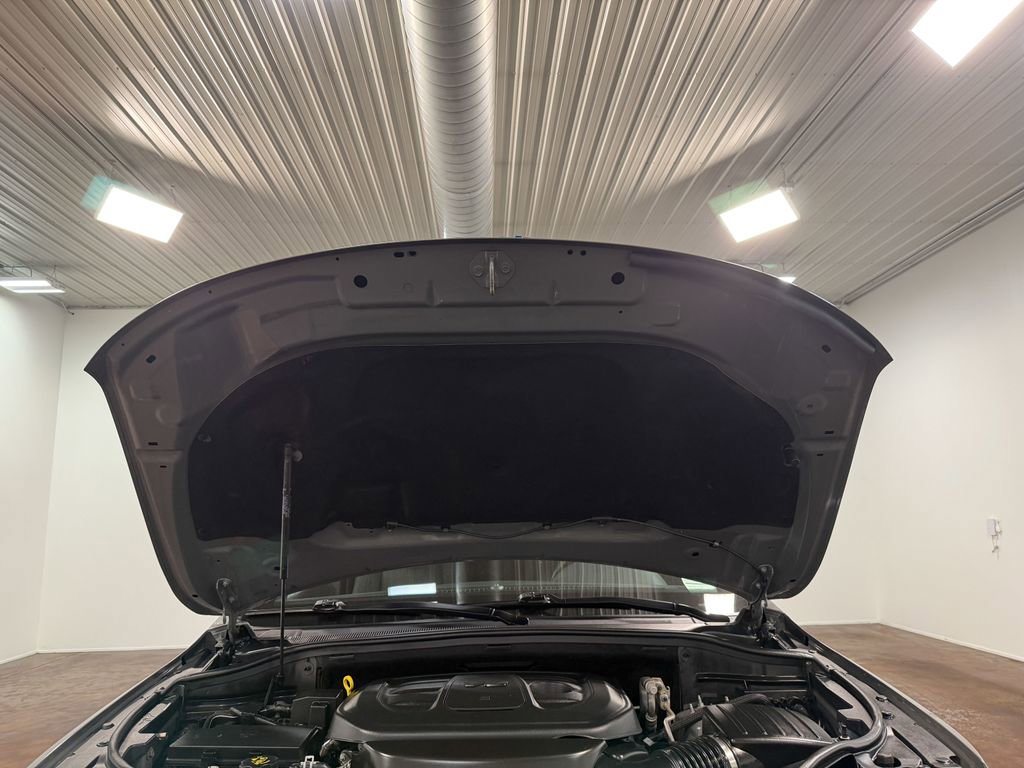 Used 2019 Jeep Grand Cherokee Laredo AWD/4WD image 87