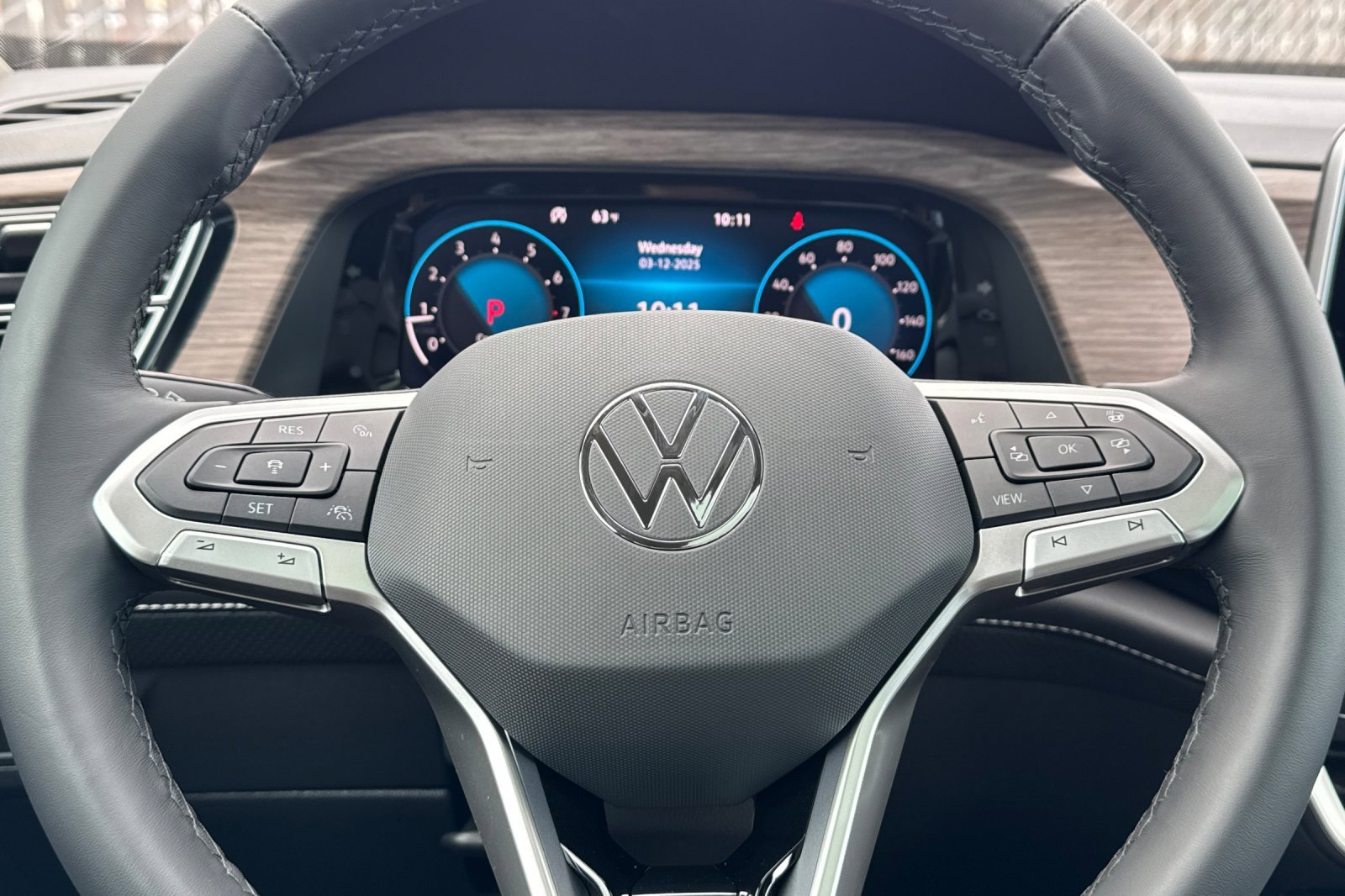 New 2025 Volkswagen Atlas SEL Premium R-Line image 22