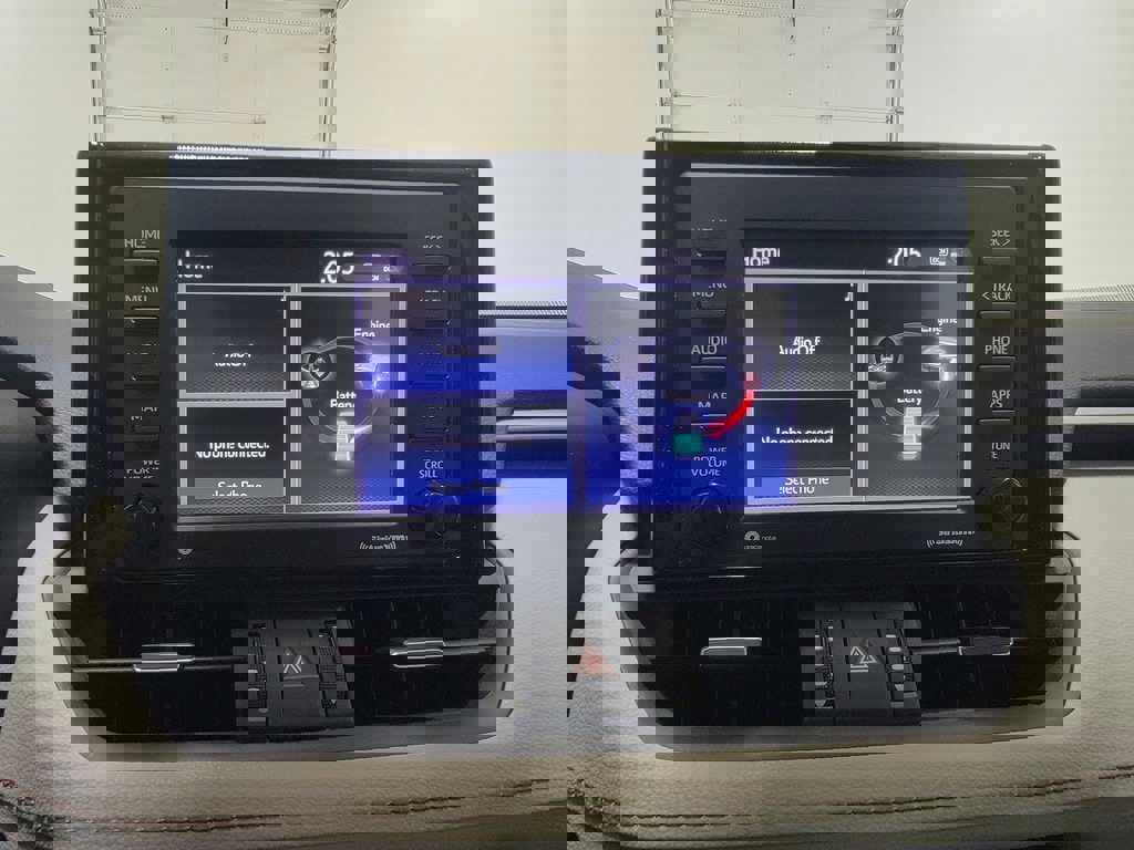 Used 2021 Toyota RAV4 XLE Premium image 21