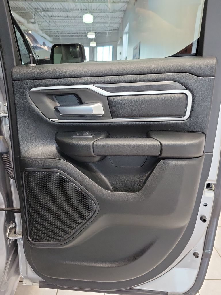 Used 2021 RAM 1500 Big Horn AWD/4WD image 15