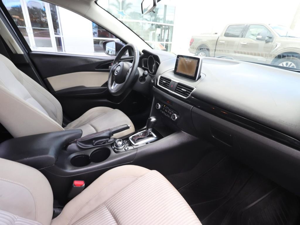 Used 2014 MAZDA MAZDA3 i Touring w/ Technology Package image 12