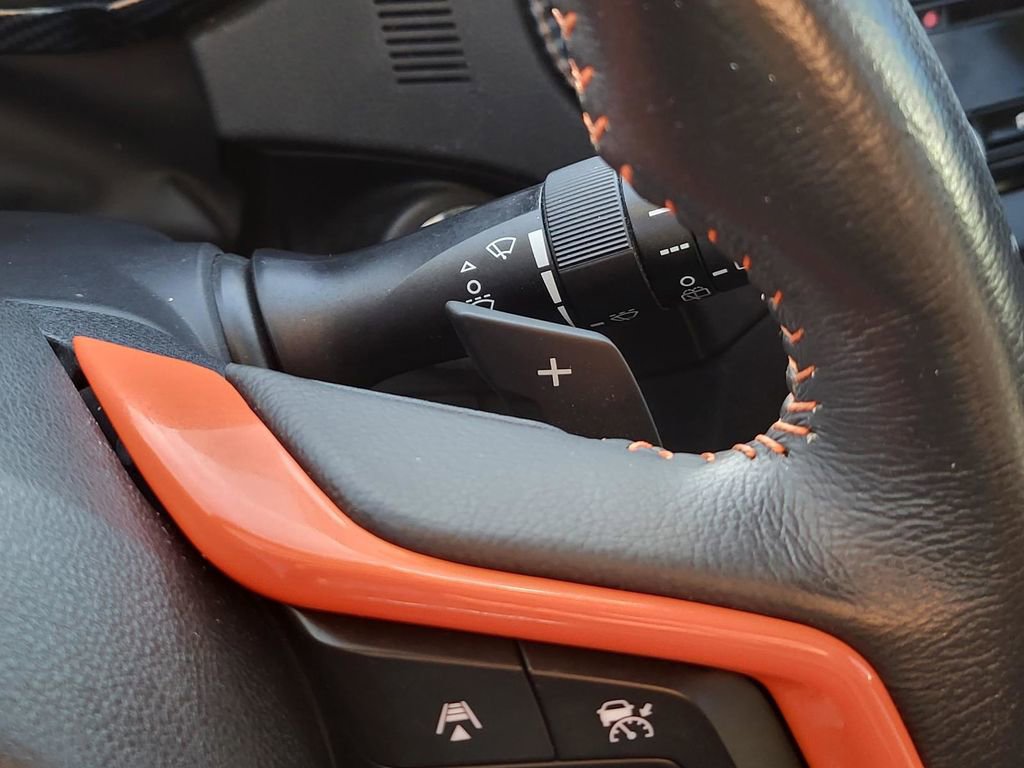 Used 2020 Subaru Crosstrek 2.0i Premium w/ Moonroof Package 1 image 28