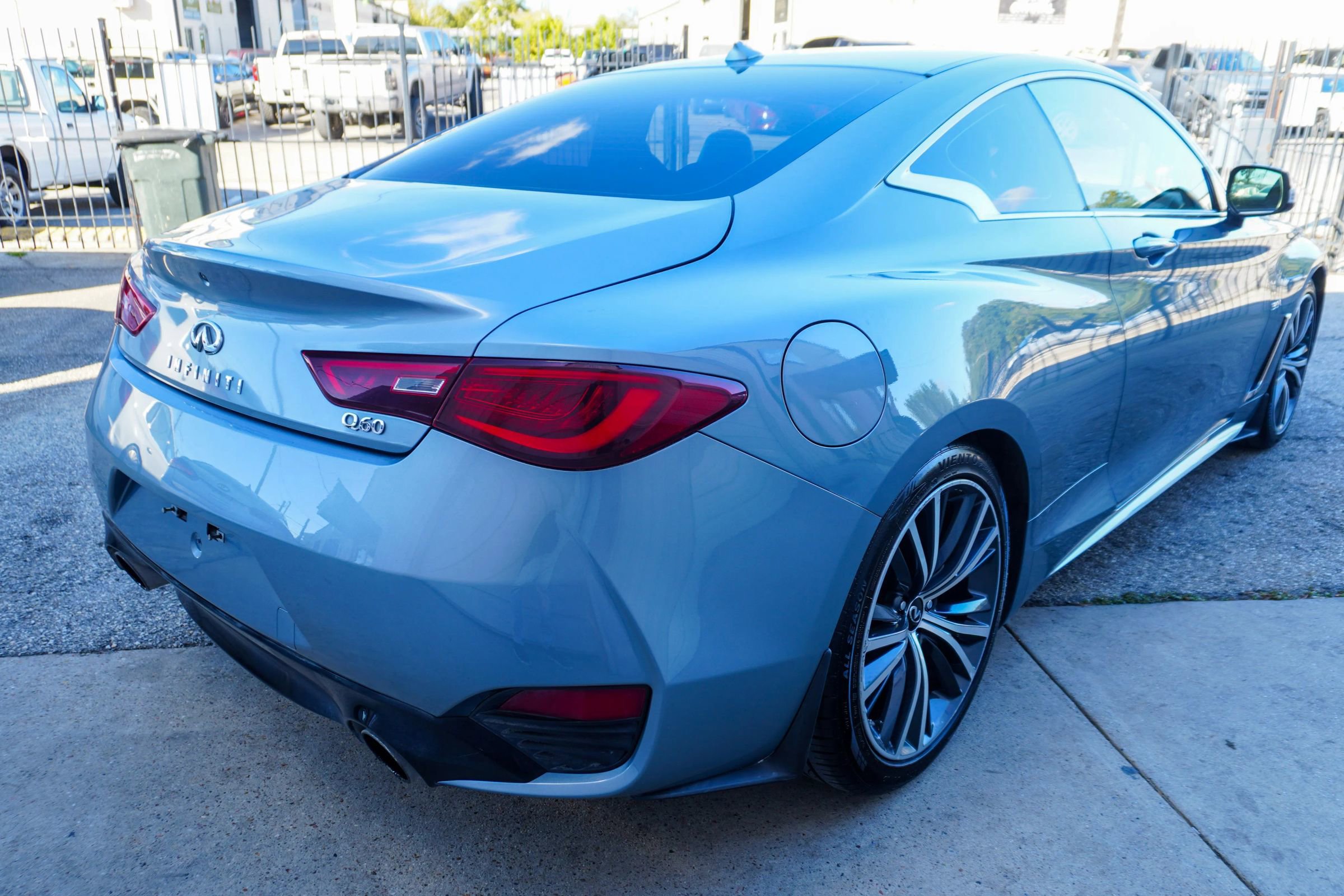 Used 2020 INFINITI Q60 3.0t Luxe image 7