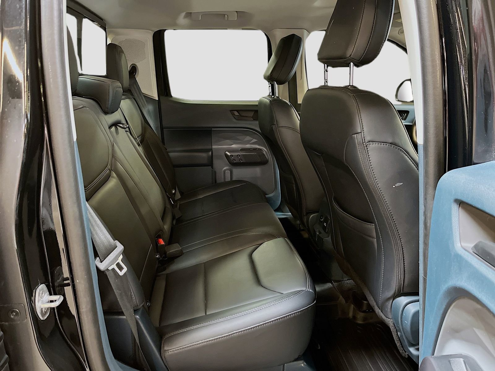 Used 2024 Ford Maverick Lariat w/ Black Appearance Package AWD/4WD image 29