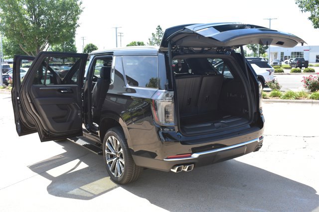 New 2026 Chevrolet Tahoe High Country AWD/4WD image 18
