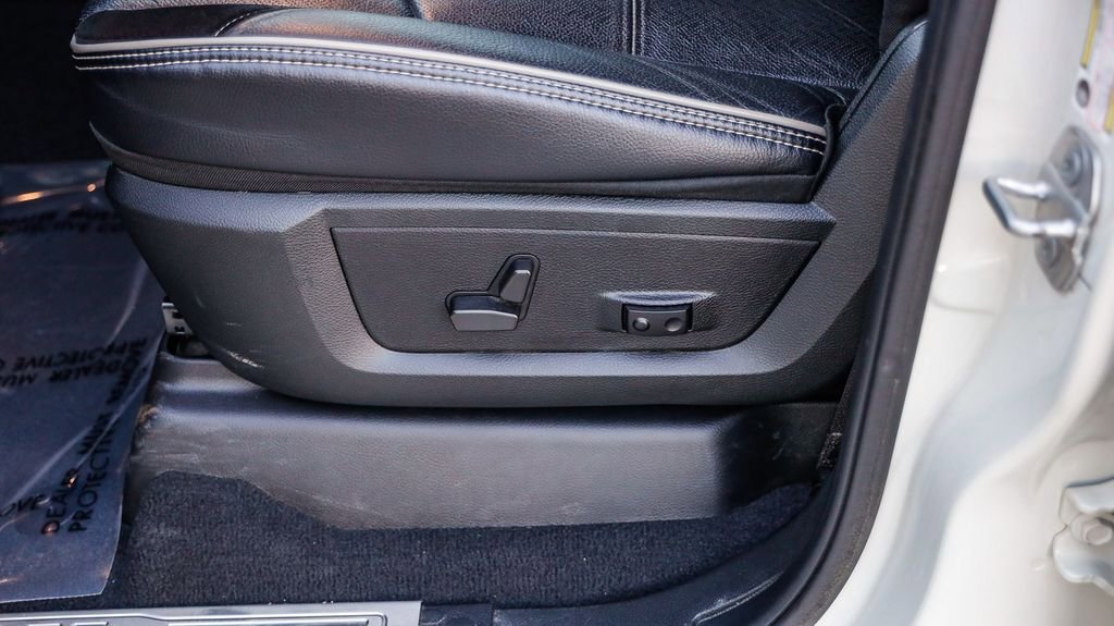 Certified 2022 RAM 3500 Laramie w/ Night Edition image 22