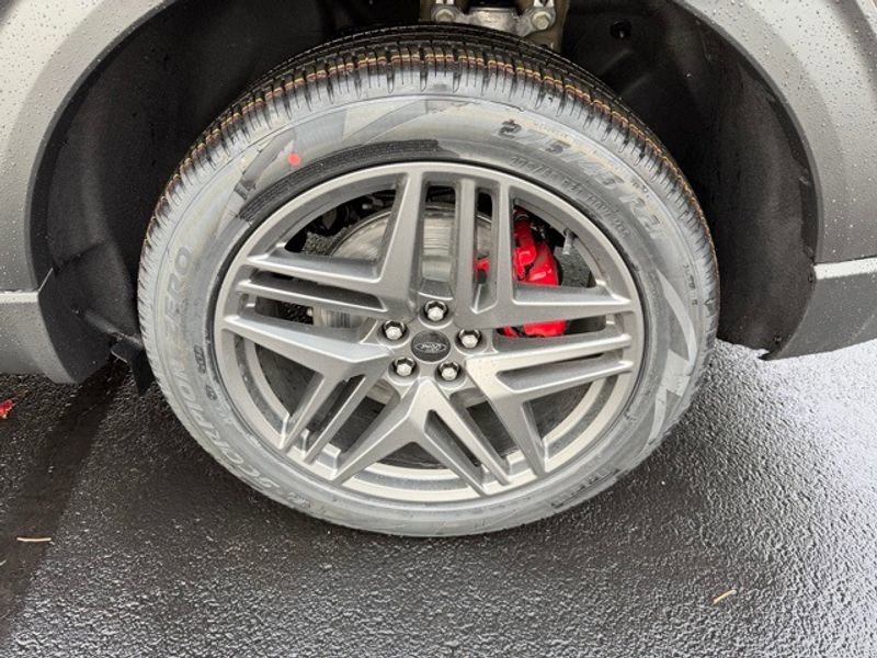 New 2026 Ford Explorer ST w/ Sun And Sound Package image 25