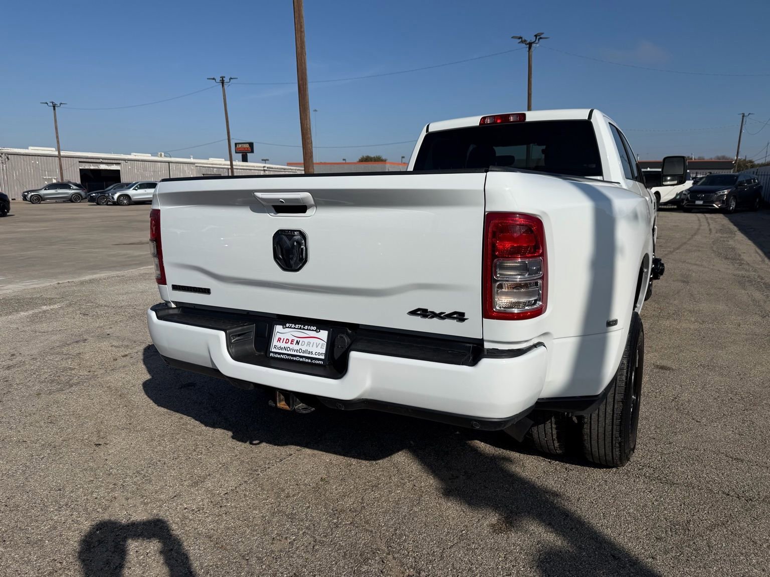 Used 2023 RAM 3500 Big Horn w/ Night Edition image 6