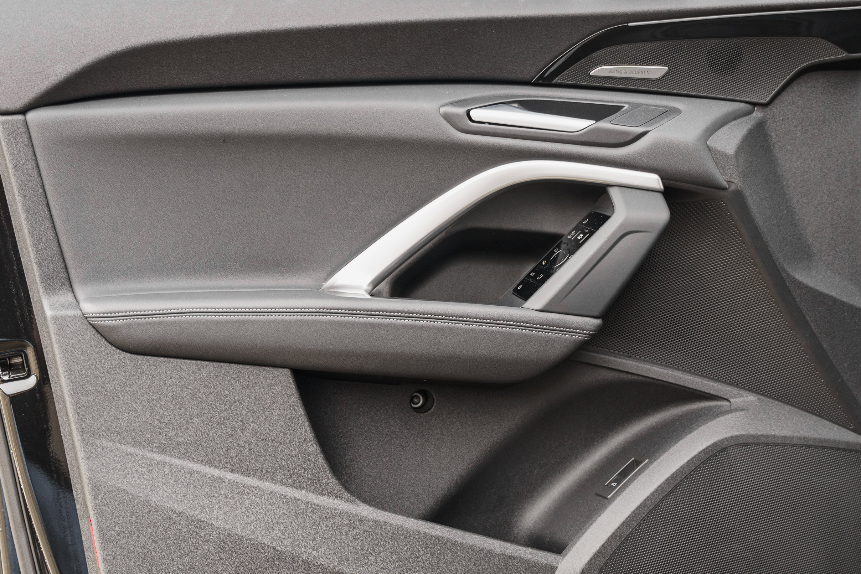 Certified 2025 Audi Q5 Prestige image 21