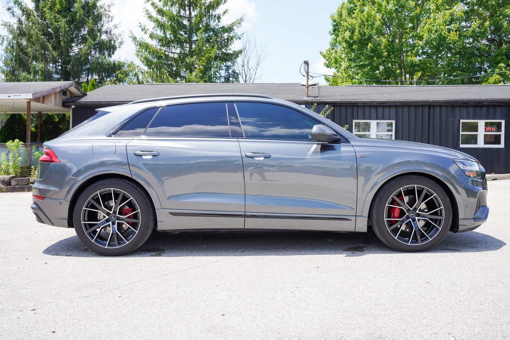 Used 2020 Audi Q8 Prestige w/ Prestige Package AWD/4WD image 11