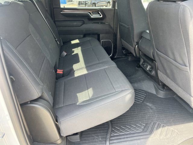 Used 2025 Chevrolet Silverado 2500 LT image 18