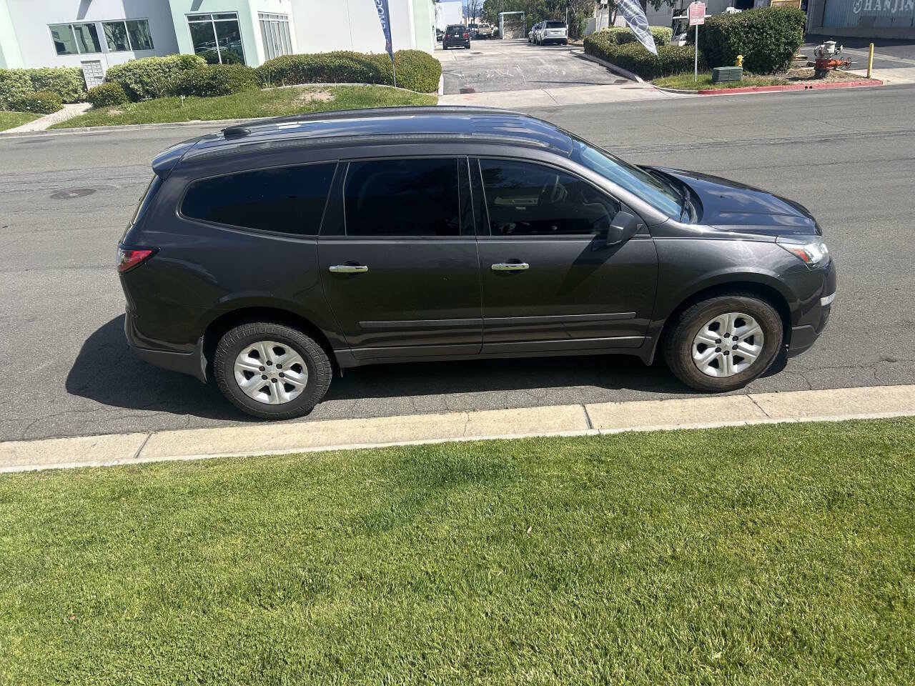 Used 2016 Chevrolet Traverse LS FWD image 10