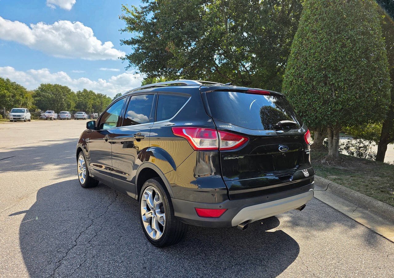 Used 2013 Ford Escape Titanium w/ Parking Technology Pkg AWD/4WD image 3