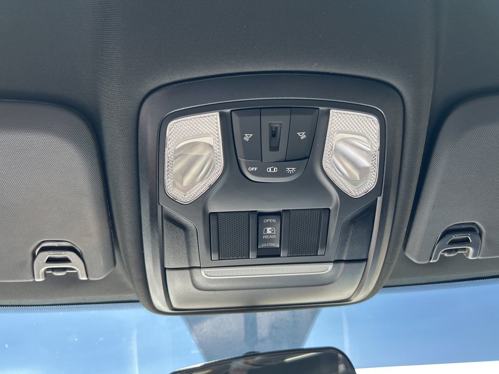 Used 2023 RAM 2500 Tradesman AWD/4WD image 23