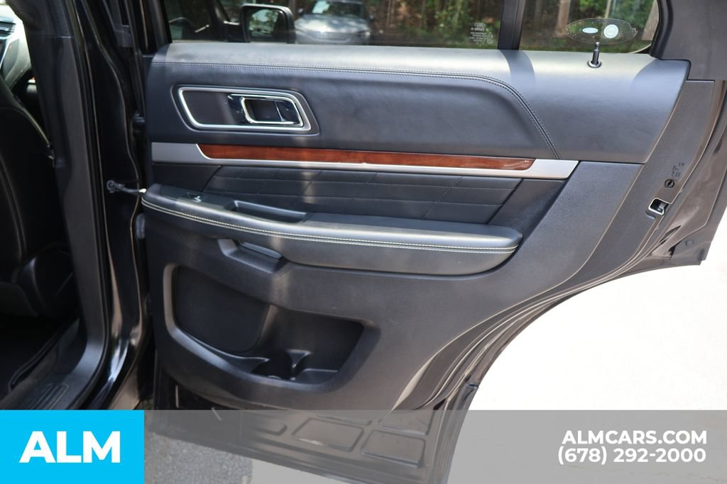 Used 2016 Ford Explorer Platinum AWD/4WD image 29