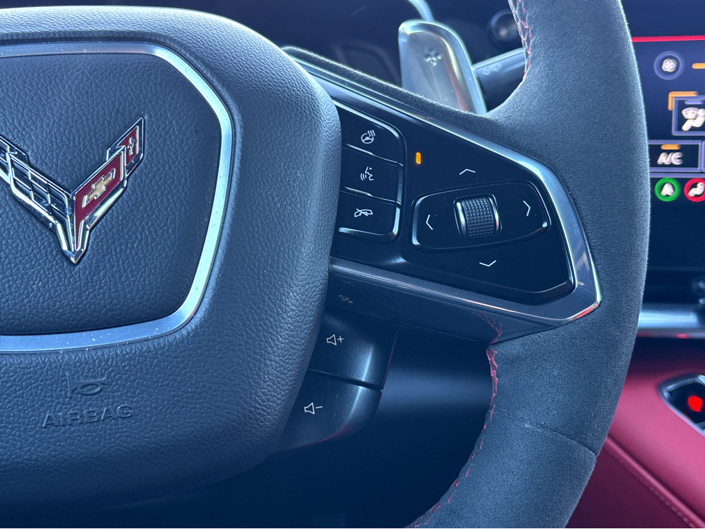 Used 2021 Chevrolet Corvette Stingray Preferred Cpe w/ Z51 Performance Package image 21