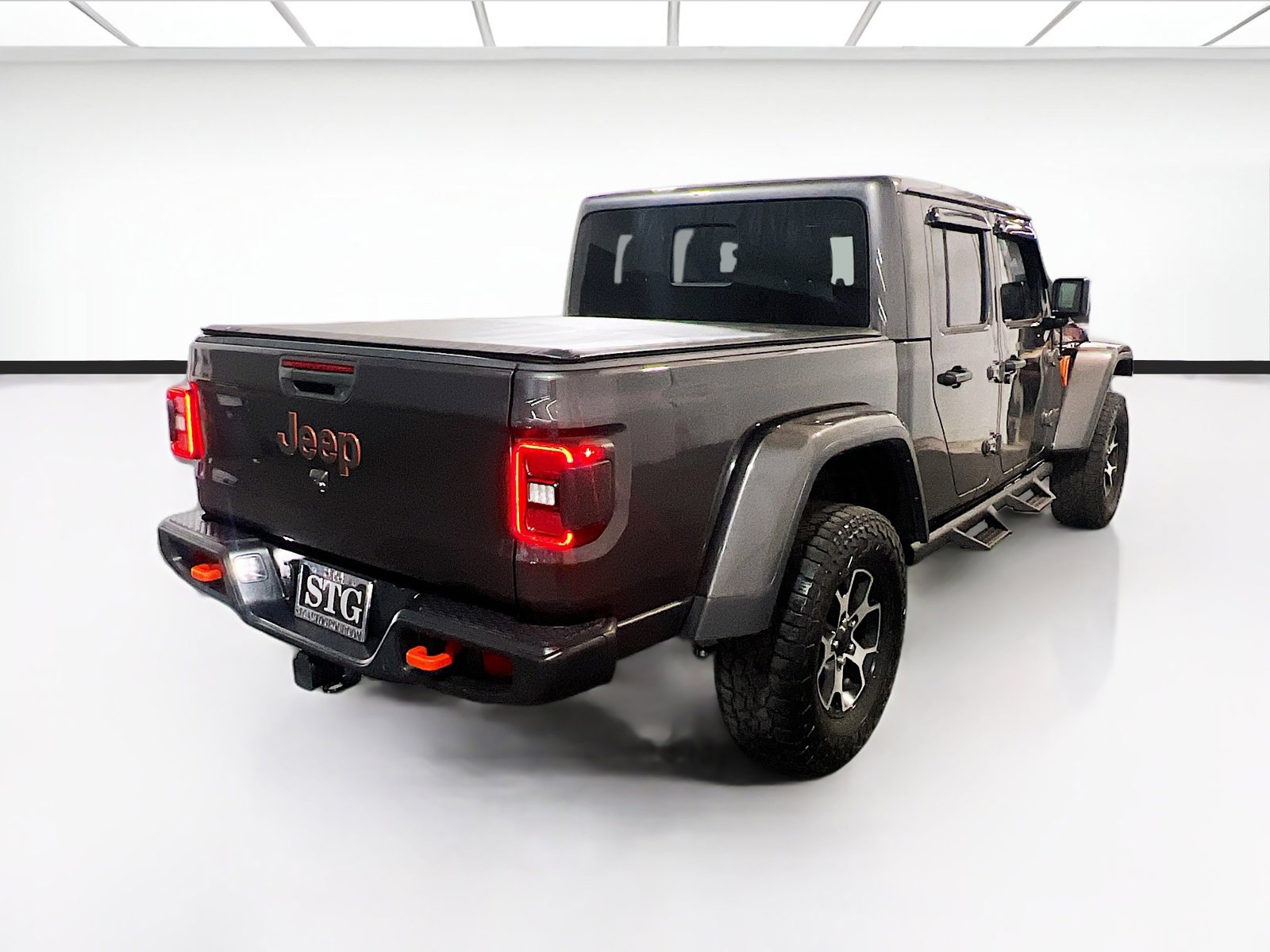 Used 2022 Jeep Gladiator Mojave w/ Safety Group AWD/4WD image 4